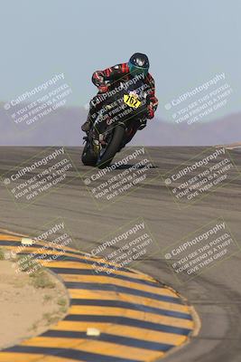 media/Oct-08-2023-CVMA (Sun) [[dbfe88ae3c]]/Race 3 Amateur Supersport Middleweight/